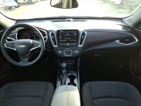 Used 2024 Chevrolet Malibu LT image 14