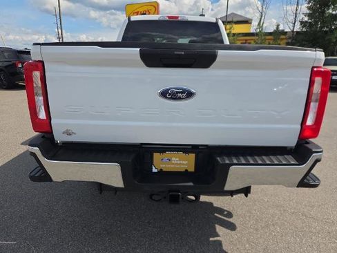 Certified 2025 Ford F250 XLT AWD/4WD image 6
