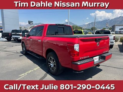 Used 2021 Nissan Titan SV w/ SV Convenience Package AWD/4WD image 8