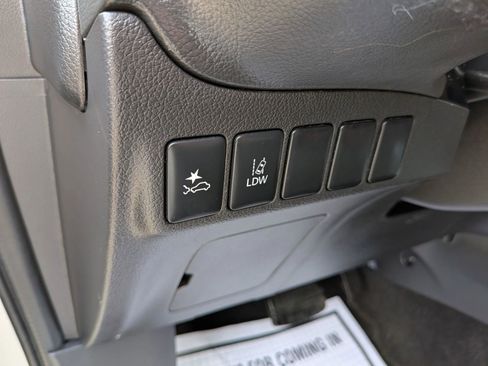 Used 2020 Mitsubishi Outlander SE FWD image 46