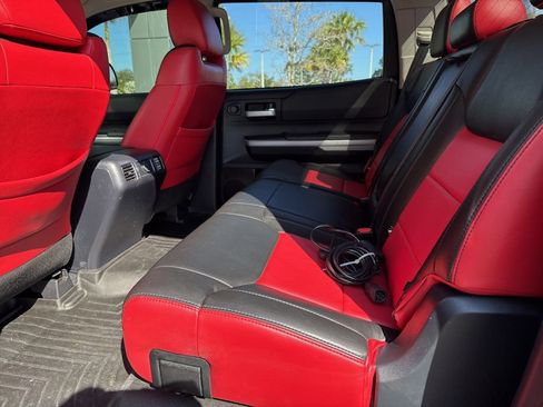 Used 2018 Toyota Tundra SR5 w/ SR5 Upgrade Package image 5