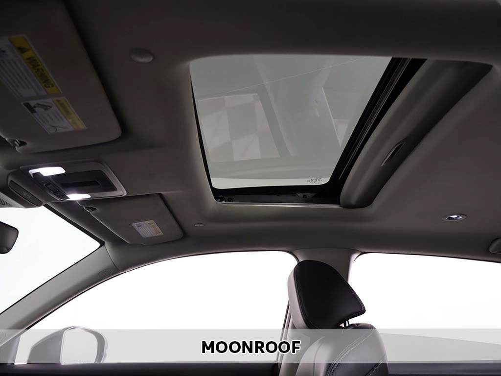 Certified 2025 Honda HR-V EX-L image 3
