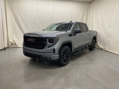 Used 2024 GMC Sierra 1500 Elevation AWD/4WD image 2