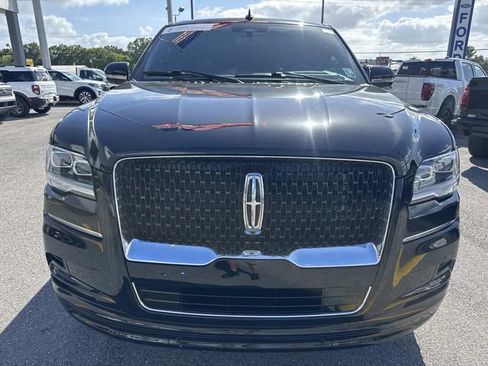 Certified 2023 Lincoln Navigator L Reserve AWD/4WD image 2