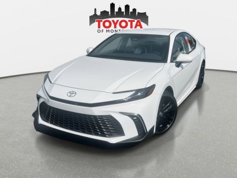 New 2026 Toyota Camry SE image 2