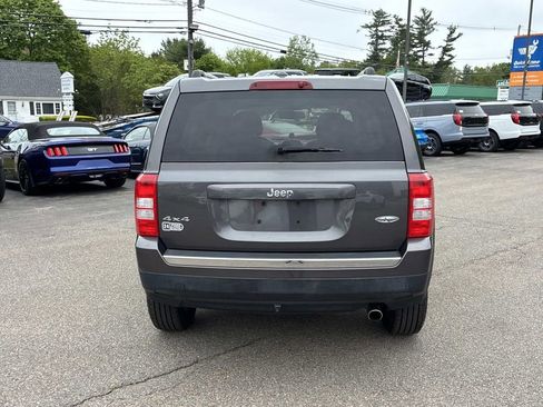 Used 2017 Jeep Patriot High Altitude AWD/4WD image 6