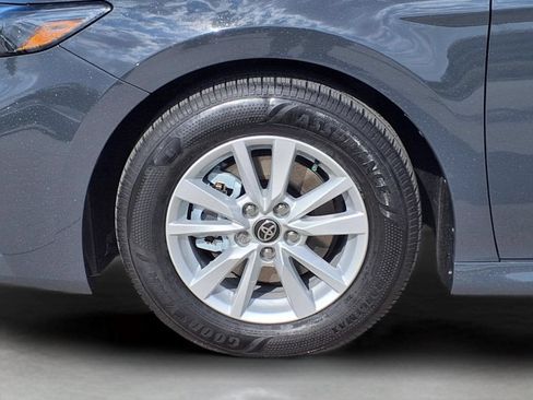 Used 2026 Toyota Camry LE FWD image 9