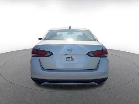 Used 2025 Nissan Versa SV FWD image 12
