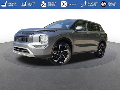 Used 2024 Mitsubishi Outlander SE