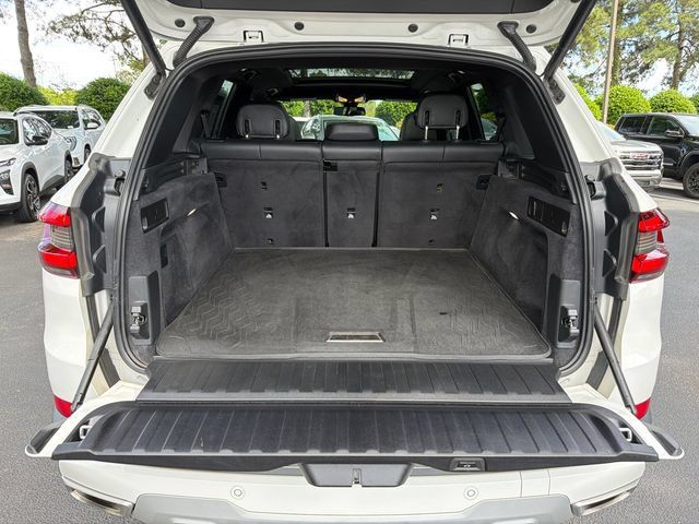 Used 2023 BMW X5 sDrive40i w/ Parking Assistance Package RWD image 18