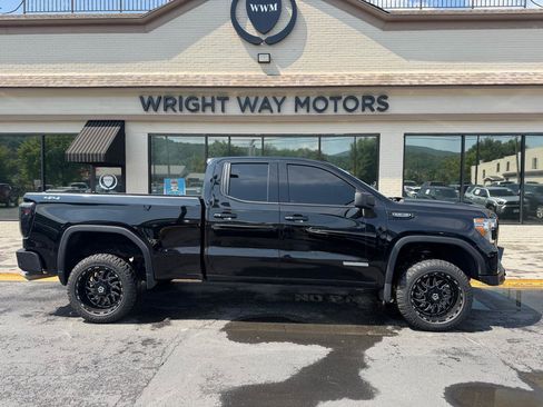 Used 2019 GMC Sierra 1500 Elevation w/ Elevation Convenience Package AWD/4WD image 2
