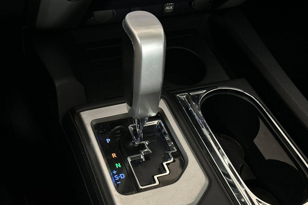 Used 2018 Toyota Tundra Platinum AWD/4WD image 23