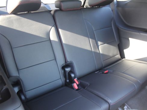 New 2026 Chevrolet Traverse Z71 w/ Driver Confidence Package image 18