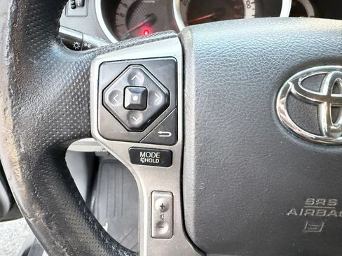 Used 2015 Toyota Tacoma 4x4 Double Cab w/ SR5 Package image 12