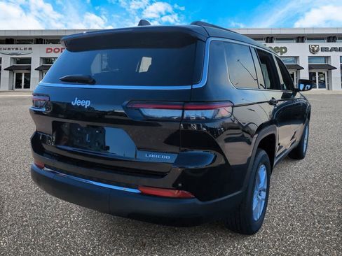New 2025 Jeep Grand Cherokee L Laredo RWD image 8