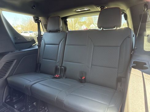 Used 2025 GMC Yukon AT4 w/ Premium Trailering Package image 14
