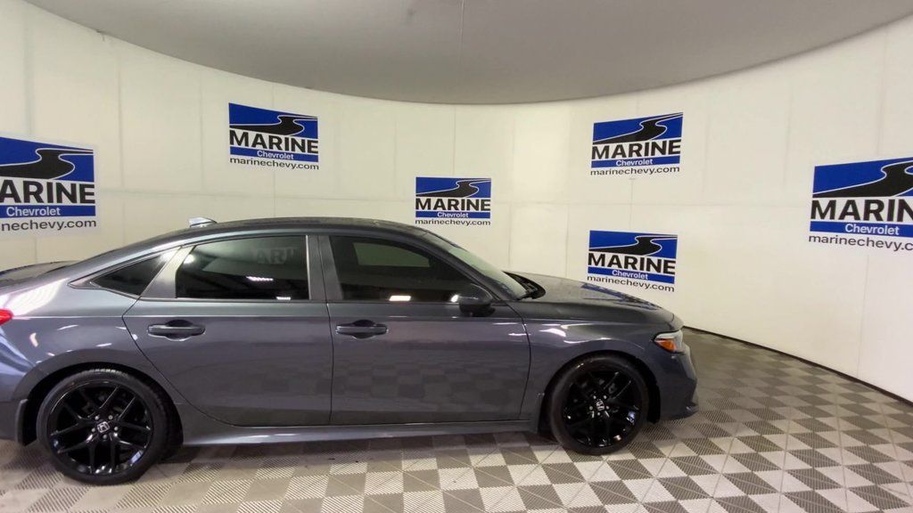 Used 2024 Honda Civic Sport image 2