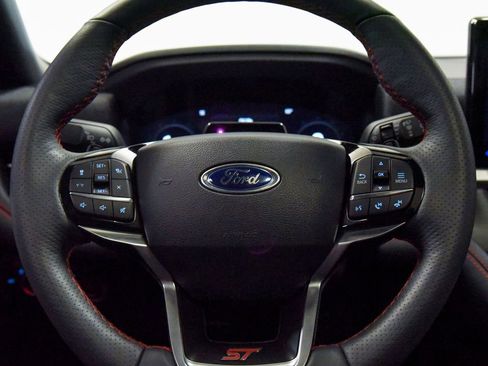 Used 2025 Ford Explorer ST w/ Sun And Sound Package AWD/4WD image 33