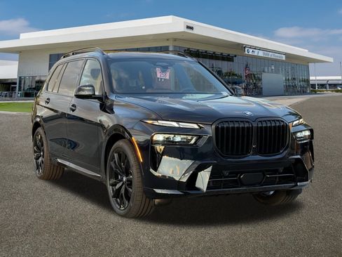 New 2026 BMW X7 xDrive40i image 2