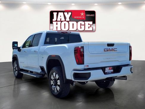 New 2026 GMC Sierra 2500 Denali w/ Denali Reserve Package AWD/4WD image 4