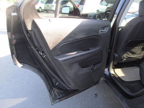 Used 2015 Chevrolet Equinox LT w/ Driver Convenience Package image 16