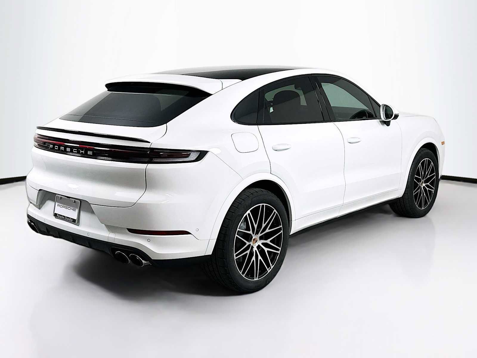 Used 2026 Porsche Cayenne Coupe AWD/4WD image 9
