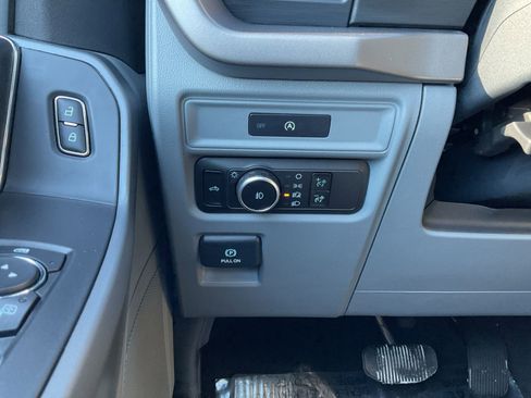 Used 2025 Ford F150 XLT w/ Equipment Group 301A Standard image 24