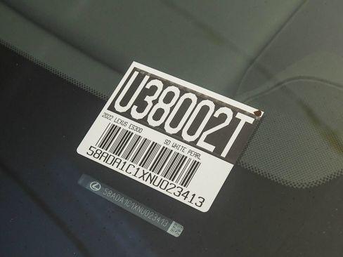 Used 2022 Lexus ES 300h w/ Premium Package FWD image 32