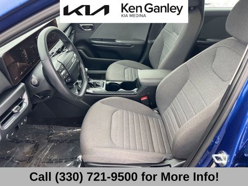 Used 2025 Kia K4 EX image 43