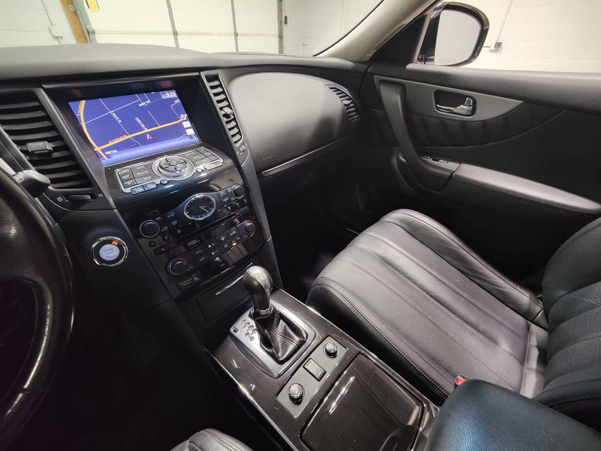 Used 2013 INFINITI FX37 AWD w/ Premium Pkg image 30