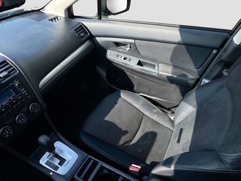 Used 2014 Subaru Crosstrek 2.0i Premium image 20