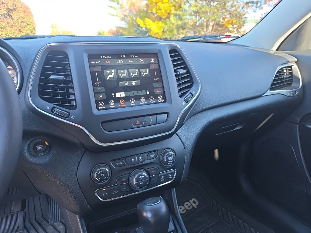 Used 2022 Jeep Cherokee Latitude Lux AWD/4WD image 21