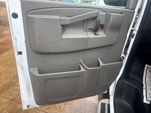 Certified 2024 Chevrolet Express 2500 w/ Driver Convenience Package image 13