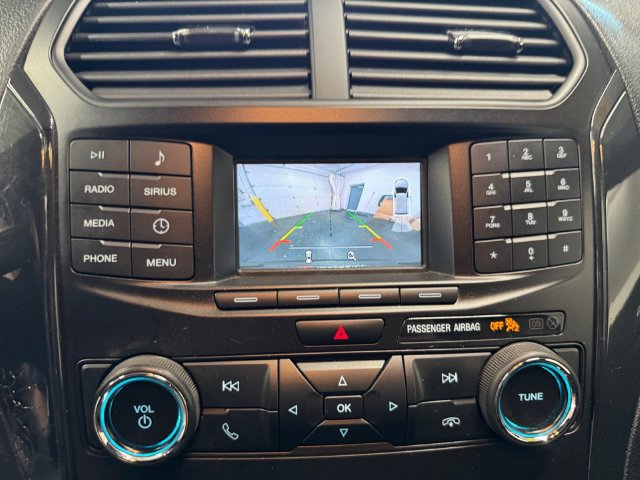 Used 2019 Ford Explorer XLT AWD/4WD image 15