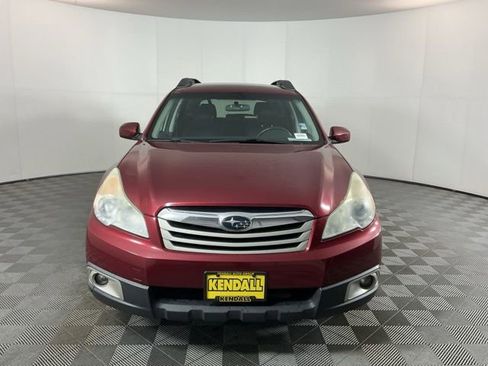 Used 2012 Subaru Outback 2.5i Premium w/ All-Weather Pkg AWD/4WD image 2