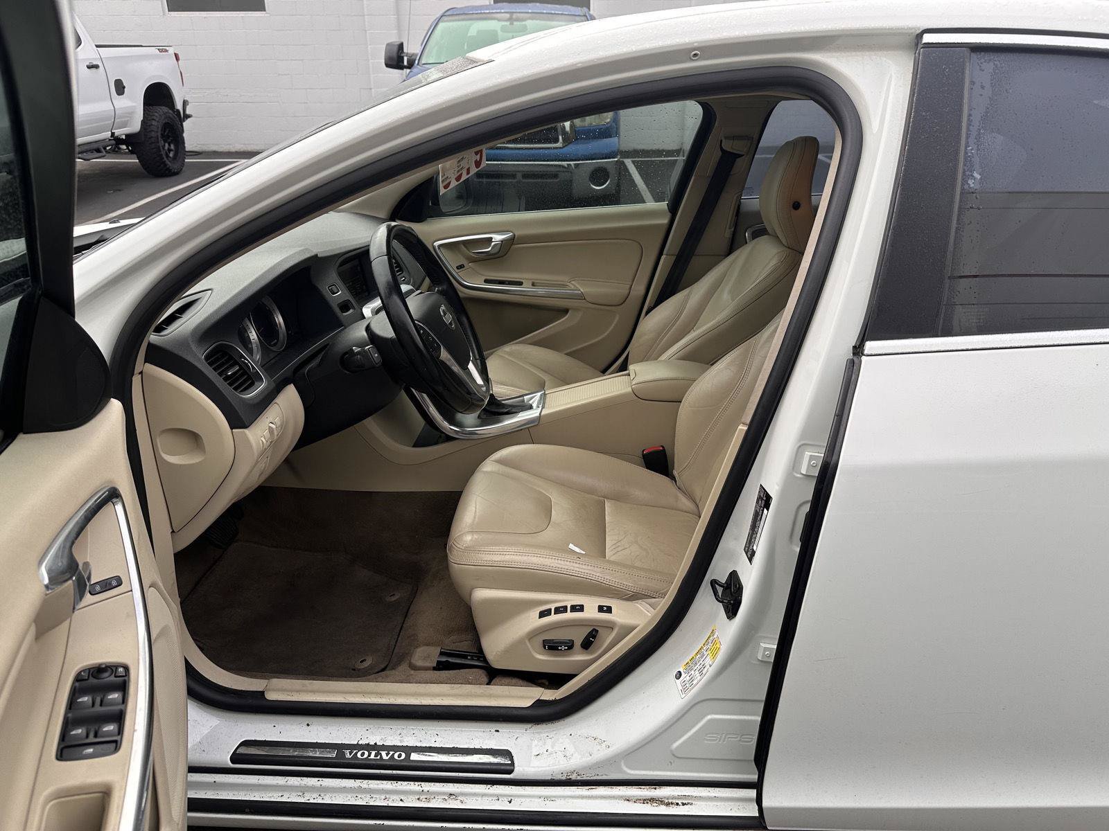 Used 2013 Volvo S60 T5 Premier Plus AWD/4WD image 9