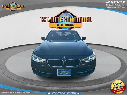 Used 2018 BMW 330i xDrive 330i xDrive Sedan 4D w/ Convenience Package image 3