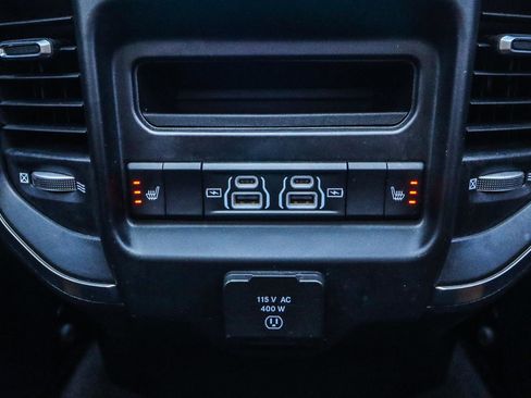 Used 2021 RAM 1500 Limited w/ Body Color Bumper Group image 31