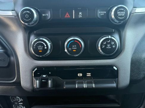 Used 2024 RAM 3500 Big Horn image 38