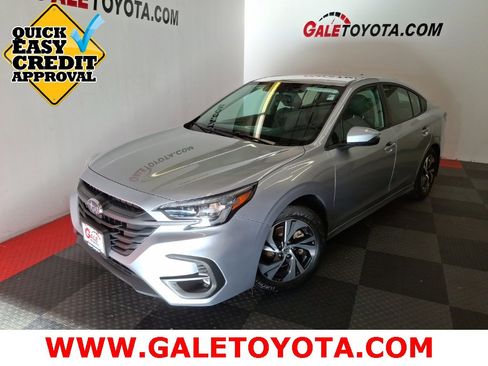 Used 2024 Subaru Legacy Premium image 1