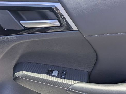 Used 2025 Mitsubishi Outlander SE AWD/4WD image 35