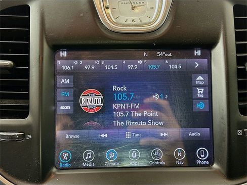 Used 2017 Chrysler 300 C w/ Safetytec Plus Group image 15