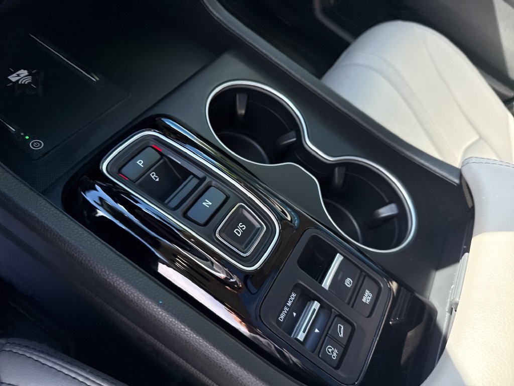 Used 2025 Honda Pilot Touring image 27
