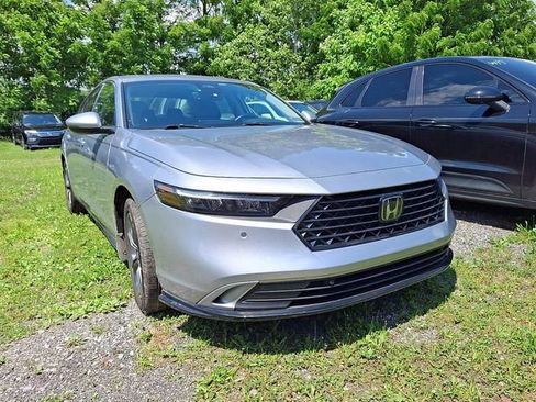 Used 2023 Honda Accord EX-L image 1