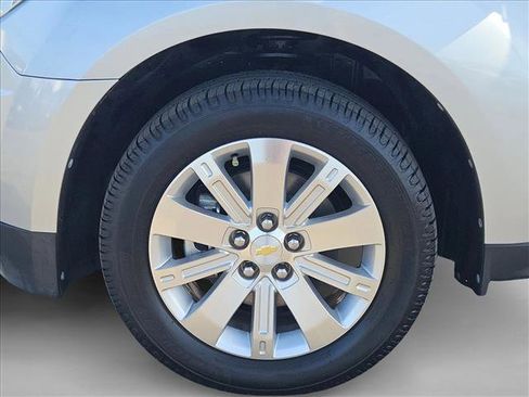 Used 2011 Chevrolet Equinox LT image 22