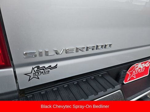 Used 2023 Chevrolet Silverado 2500 LT w/ Convenience Package image 20