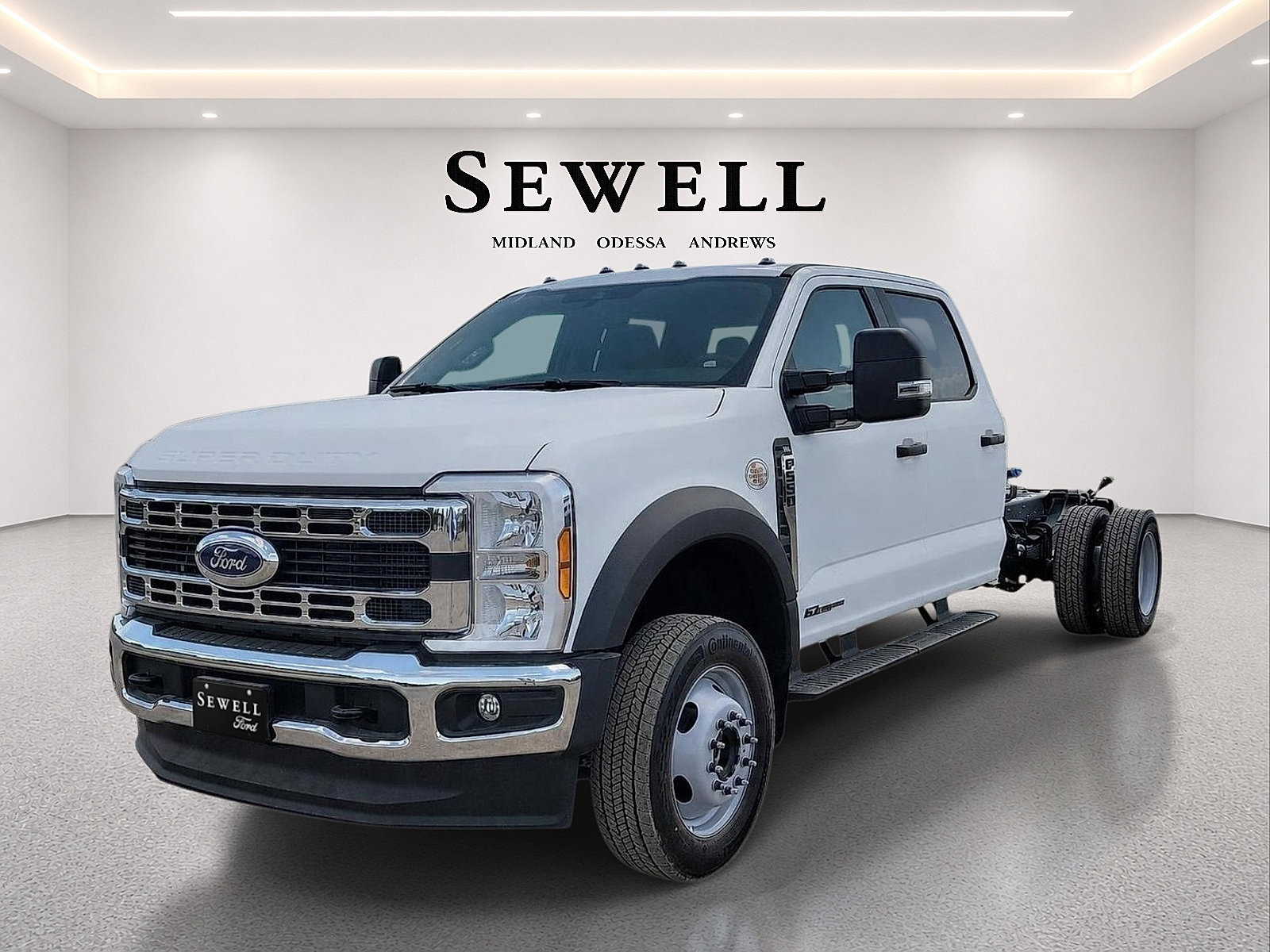 New 2026 Ford F550 4x4 Crew Cab Super Duty image 1