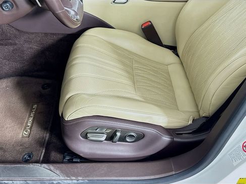 Used 2018 Lexus LS 500 image 20