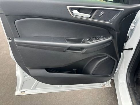 Used 2023 Ford Edge SEL image 10