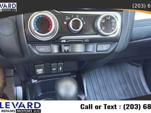 Used 2015 Honda Fit LX image 16